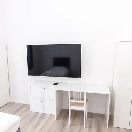 Apartmán Modern, Komfortabel, Vollausgestattet - By Mevoga *