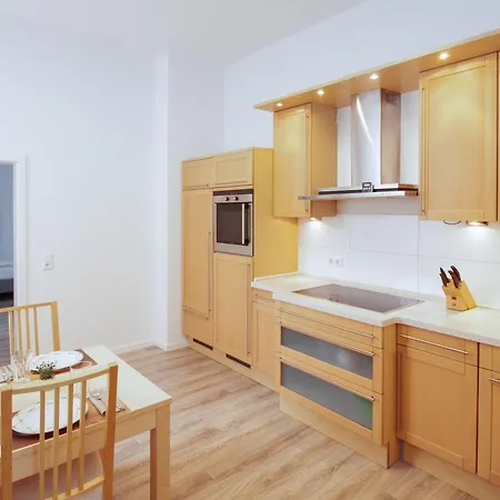Modern, Komfortabel, Vollausgestattet - By Mevoga Apartmán