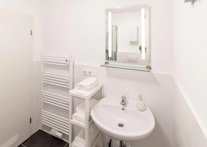 Modern, Komfortabel, Vollausgestattet - By Mevoga 杜伊斯堡